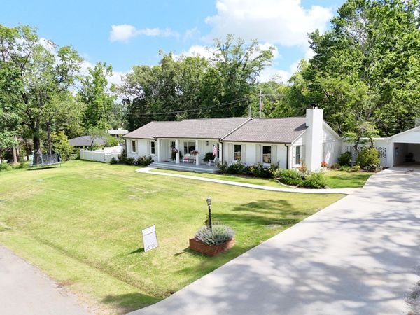 704 E Shady Ln., New Albany, MS 38652