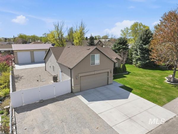 2205 Mayberry Lane, Filer, ID 83328