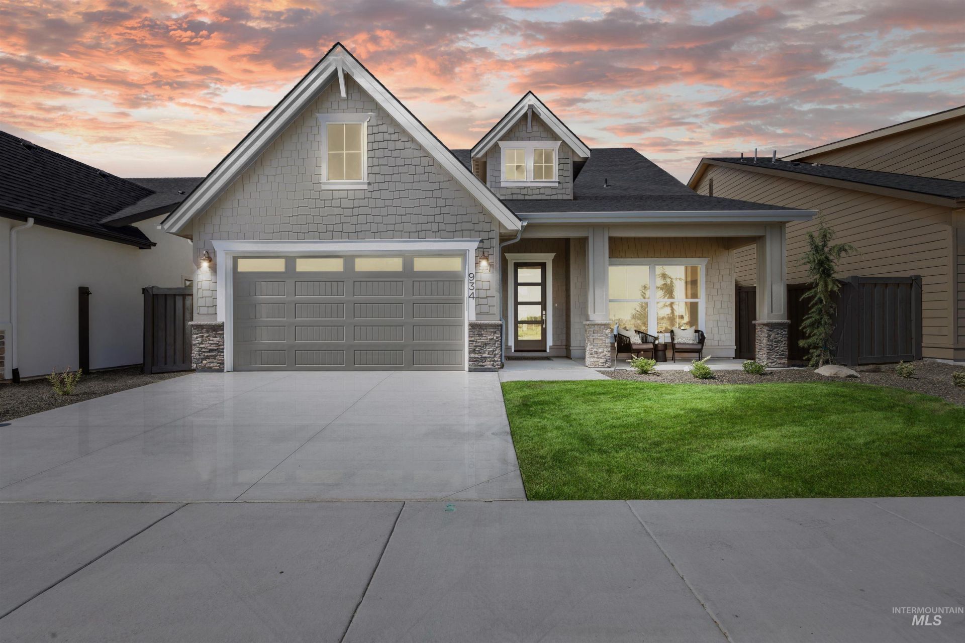 934 E Escalation St, Meridian, ID 83642 Main Photo