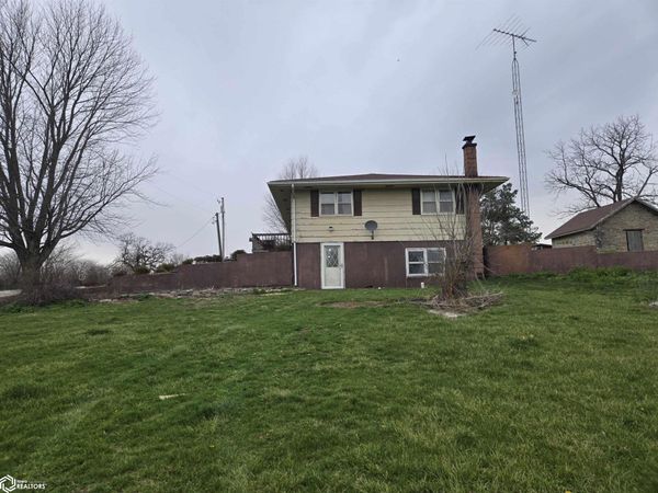 20073 200Th Avenue, Centerville, IA 52544