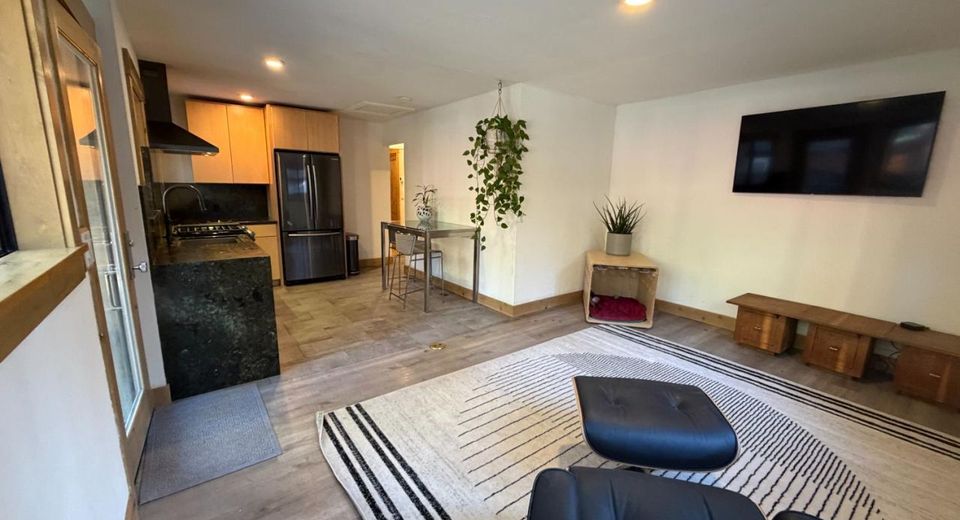 8681 Rainbow Ave, Kings Beach, CA 96143 Photo