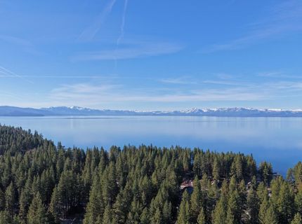 8681 Rainbow Ave, Kings Beach, CA 96143 Photo