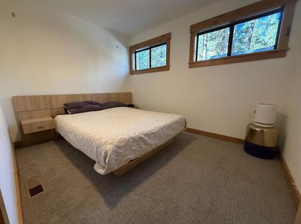 8681 Rainbow Ave, Kings Beach, CA 96143 Photo