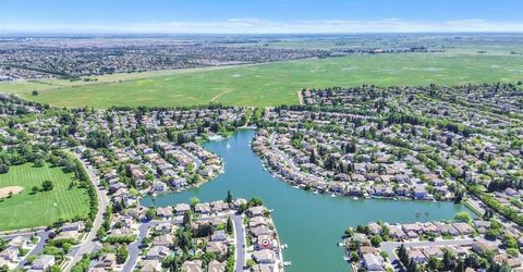 3251 Port Pacific Ln, Elk Grove, CA 95758 Photo