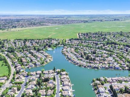 3251 Port Pacific Ln, Elk Grove, CA 95758 Photo