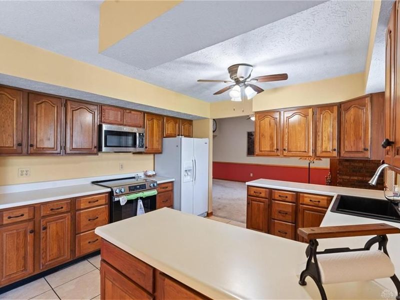 1323 W State Route 571, Tipp City, OH 45371 Photo 12