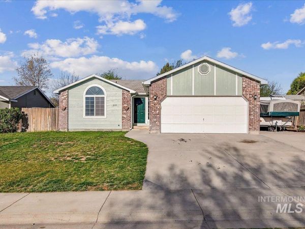 111 Bobcat St, Nampa, ID 83687