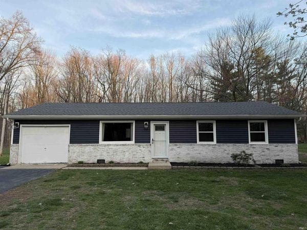 1579 S Ridgeview Road, Logansport, IN 46947