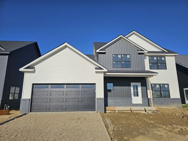 1304 Woodbine Road , Bloomington, IL 61704