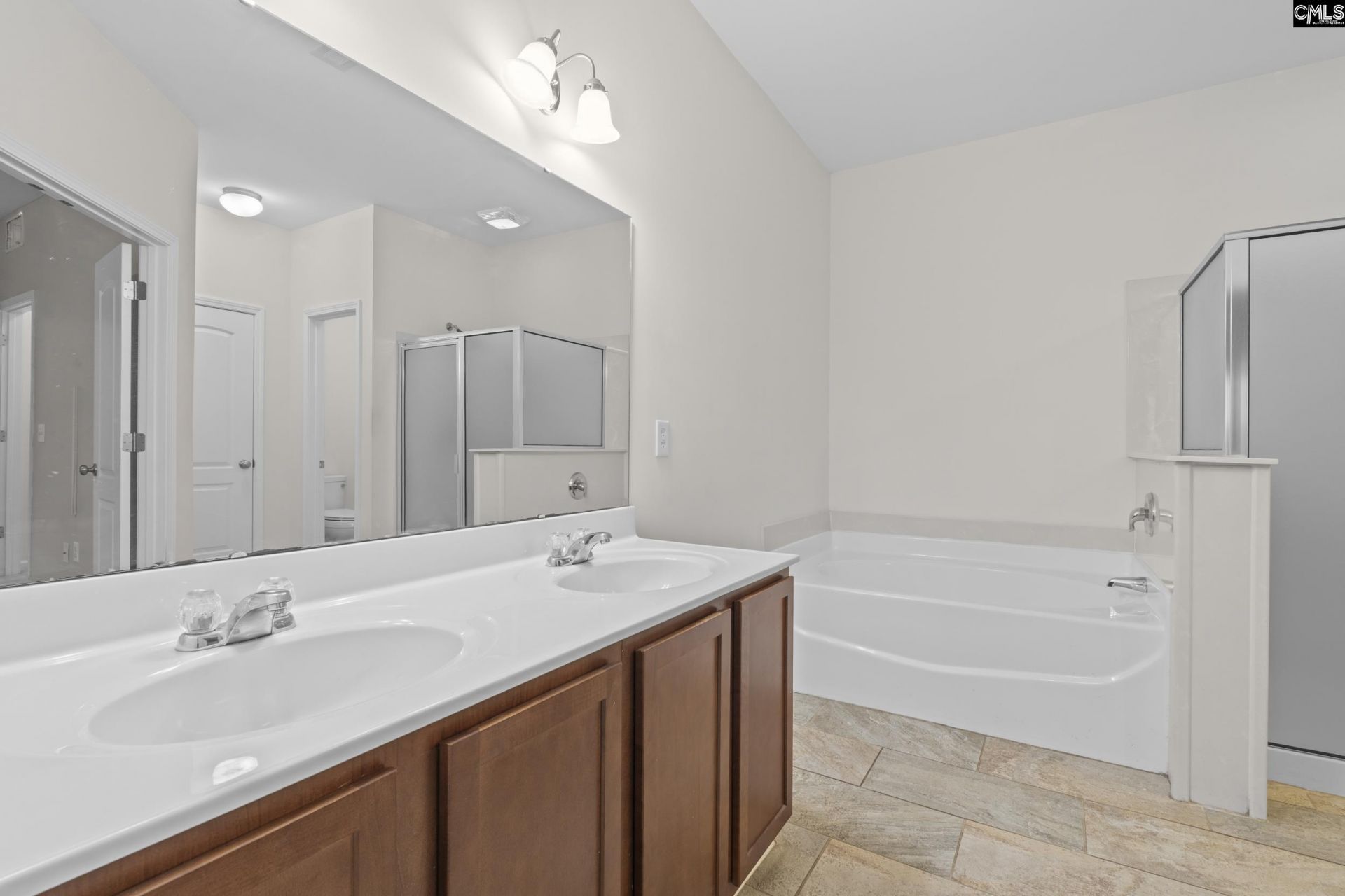 42 Glen Ord Court Photo 17