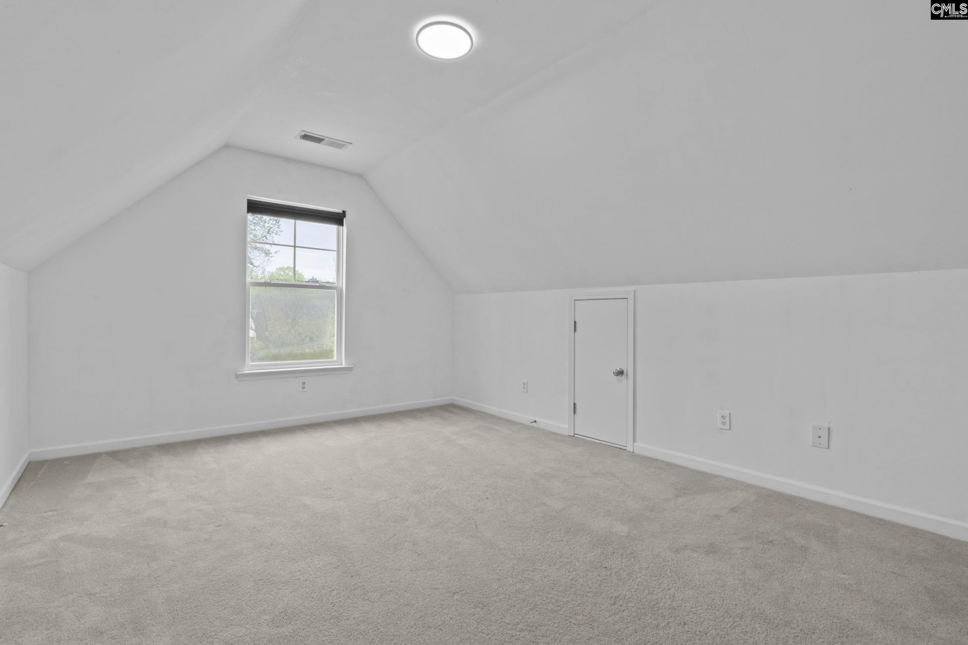 42 Glen Ord Court Photo 28