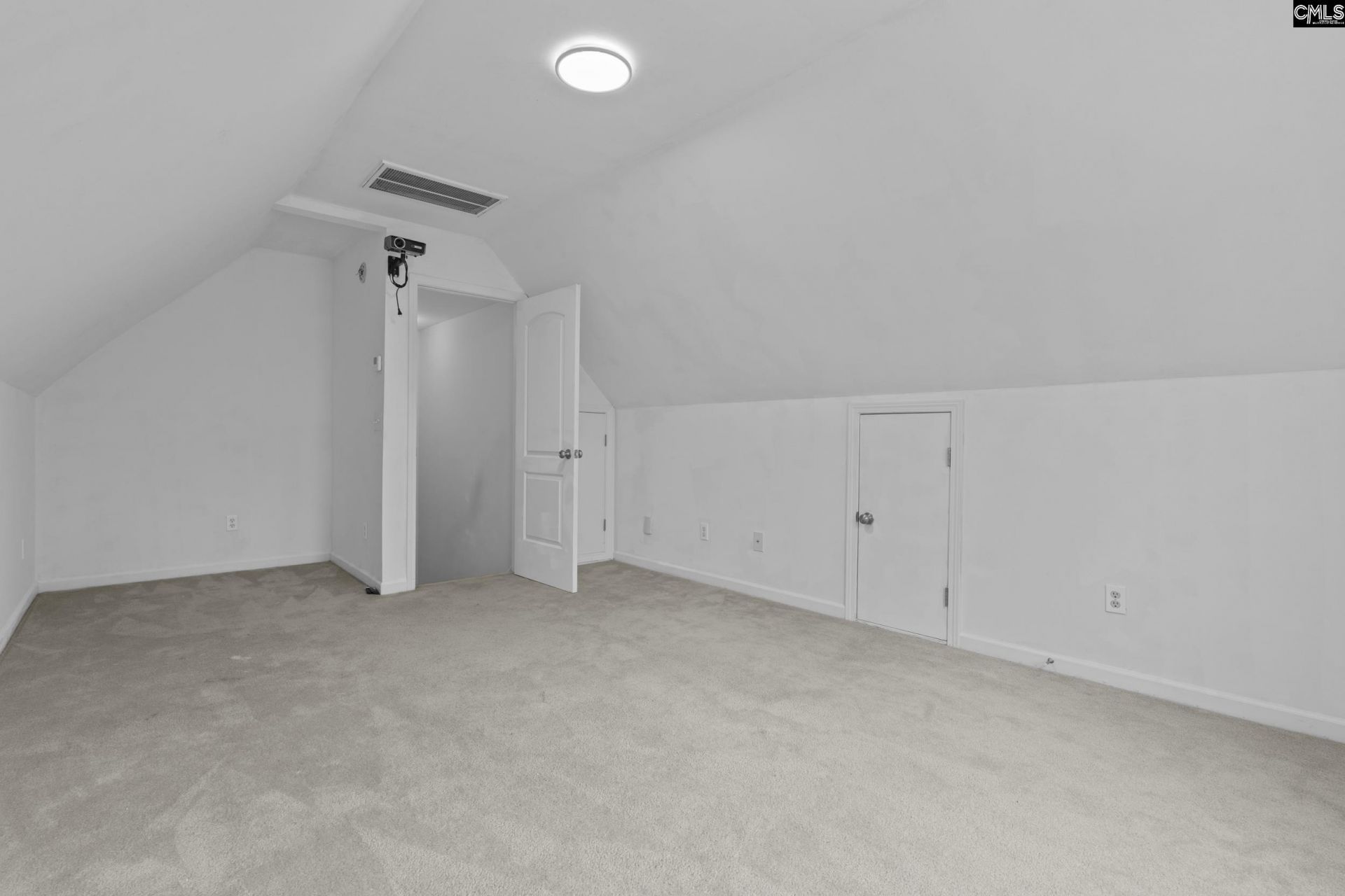 42 Glen Ord Court Photo 29