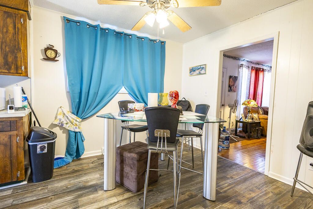 128 Franklin Street Photo 9