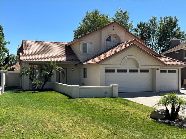 13747 Stanford Court, Fontana, CA 92336