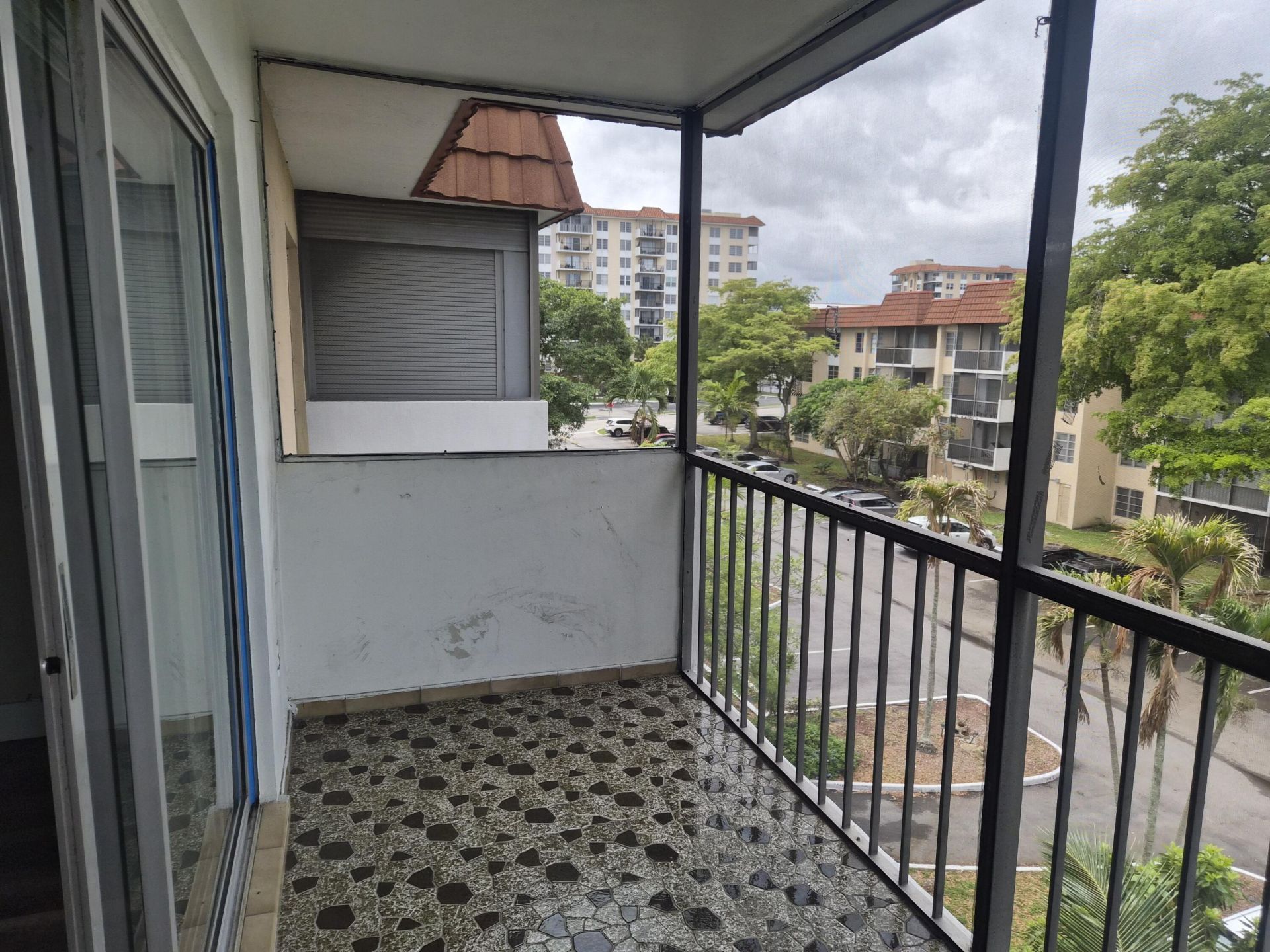 4166 Inverrary Drive, Unit 403, Lauderhill, FL 33319 Photo