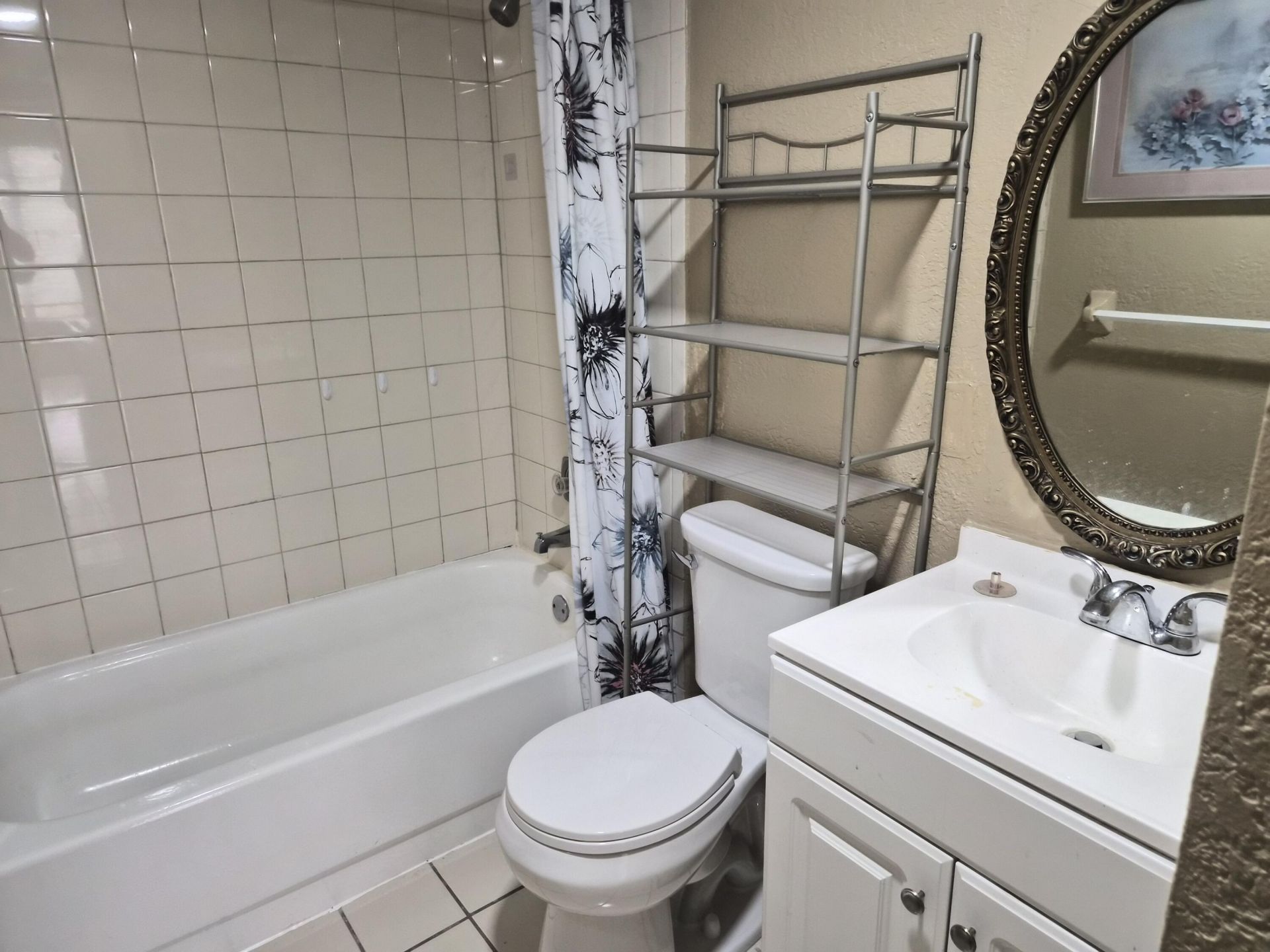 4166 Inverrary Drive, Unit 403, Lauderhill, FL 33319 Photo