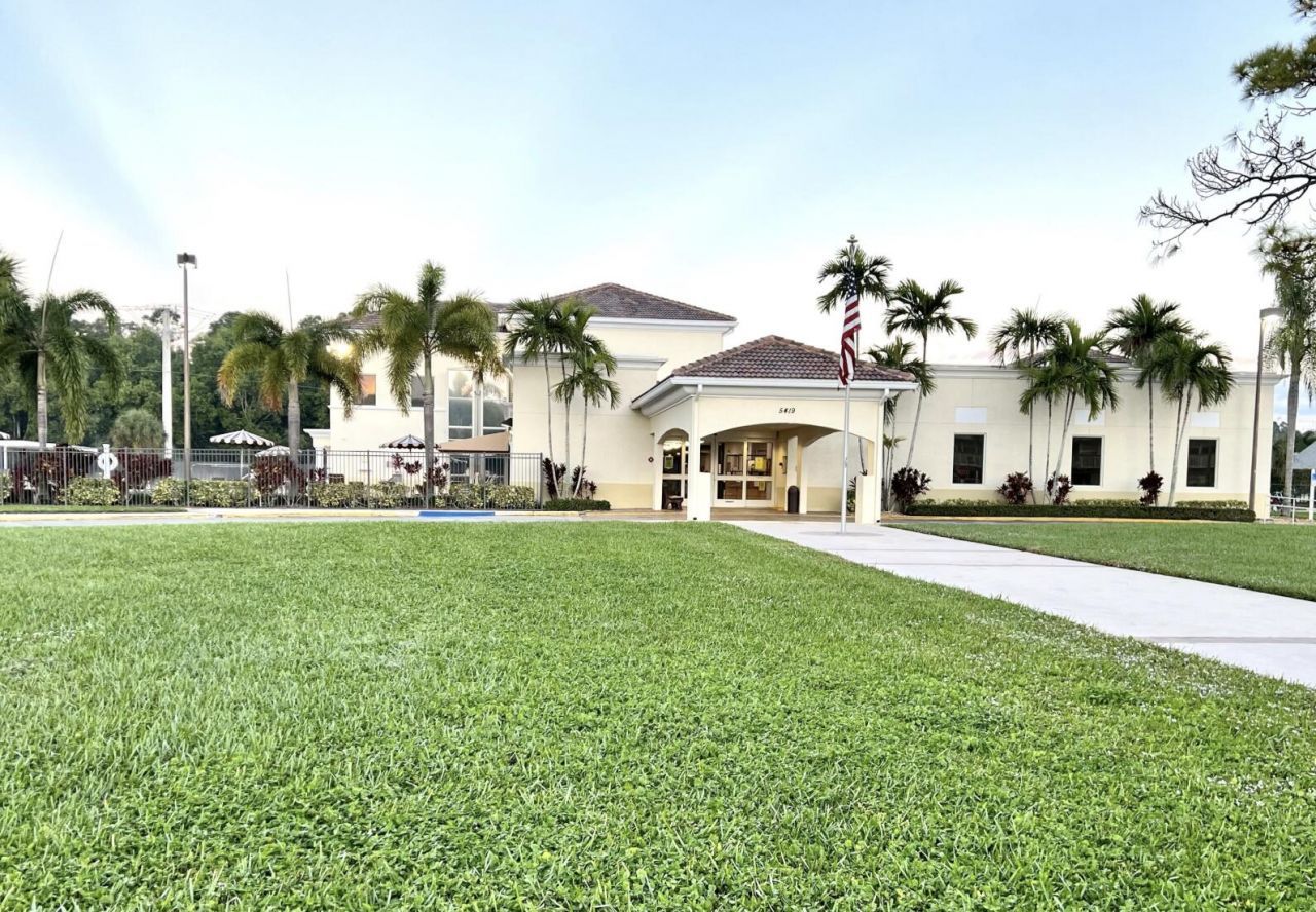 74 Sheffield D, West Palm Beach, FL 33417 Photo