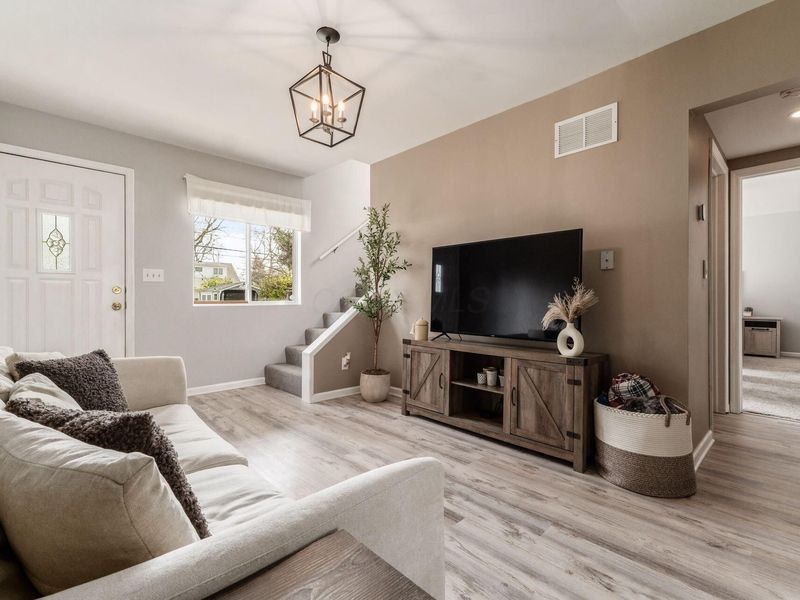 603 E Lincoln Avenue, Columbus, OH 43214 Photo 8