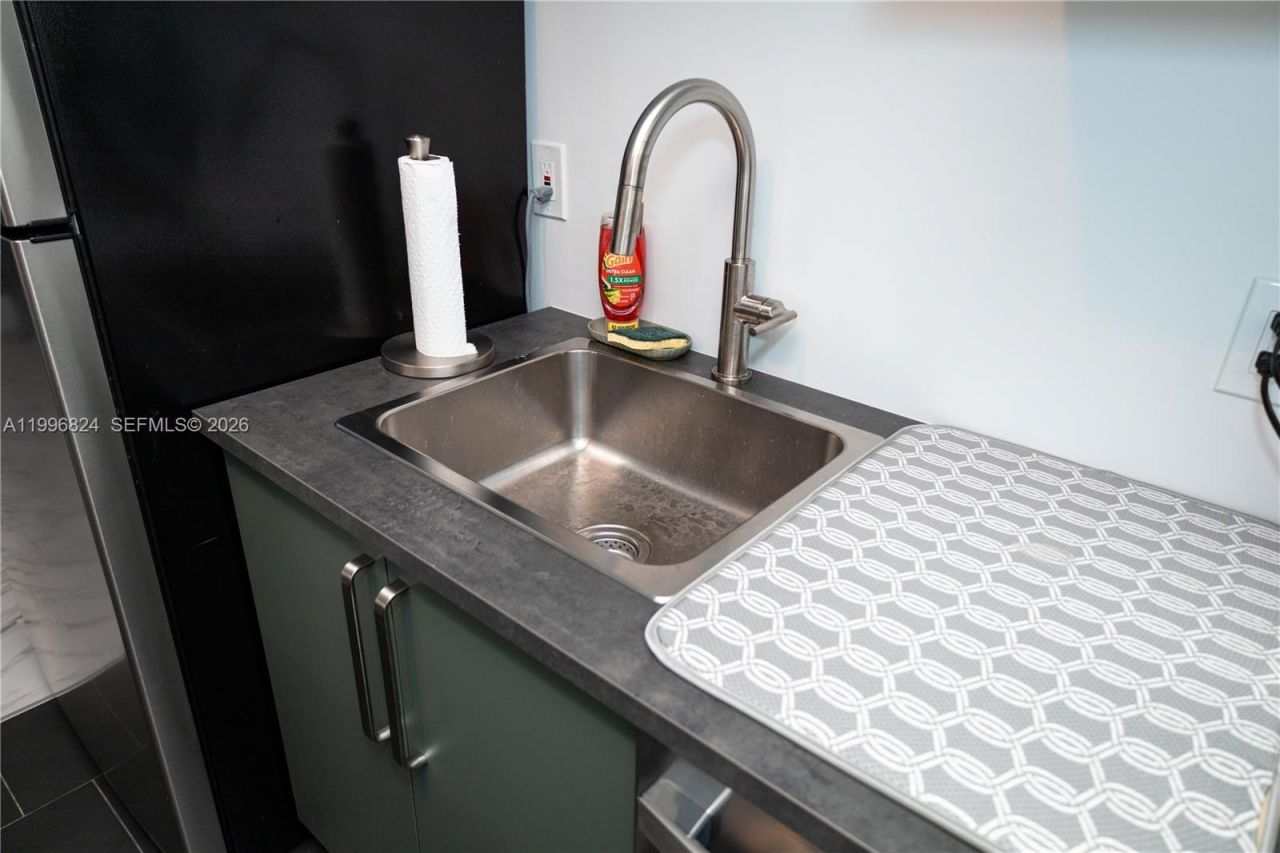 224 Meridian Ave , Unit 6, Miami Beach, FL 33139 Photo