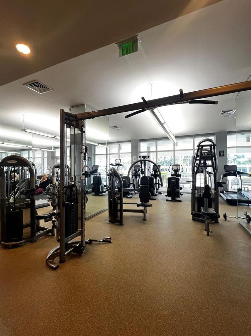 10275 Collins Ave, Unit 1104, Bal Harbour, FL 33154 Photo