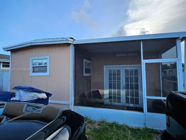 1420 SW 129 Ct, Unit 1, Miami, FL 33184