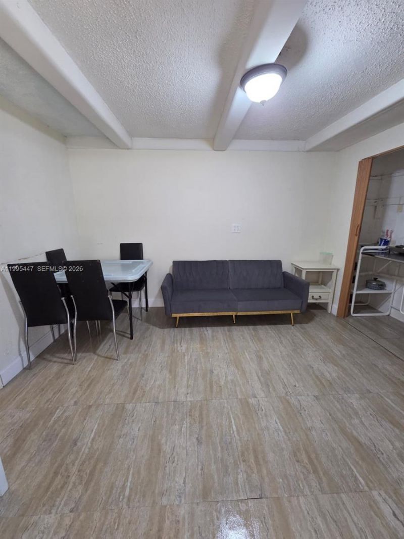 1420 SW 129 Ct, Unit 1, Miami, FL 33184 Photo