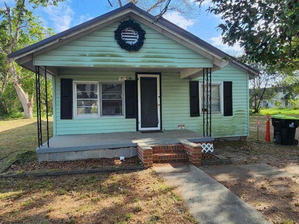 407 W Lewis Street, Whiteville, NC 28472