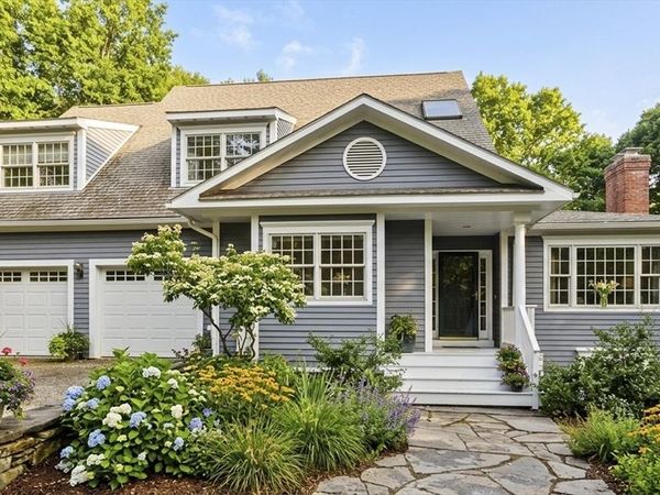 36 Trillium Way, Amherst, MA 01002