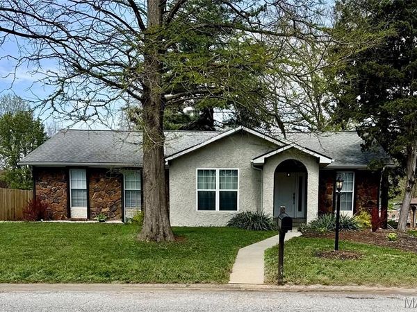 302 Berkshire Drive, Belleville, IL 62223