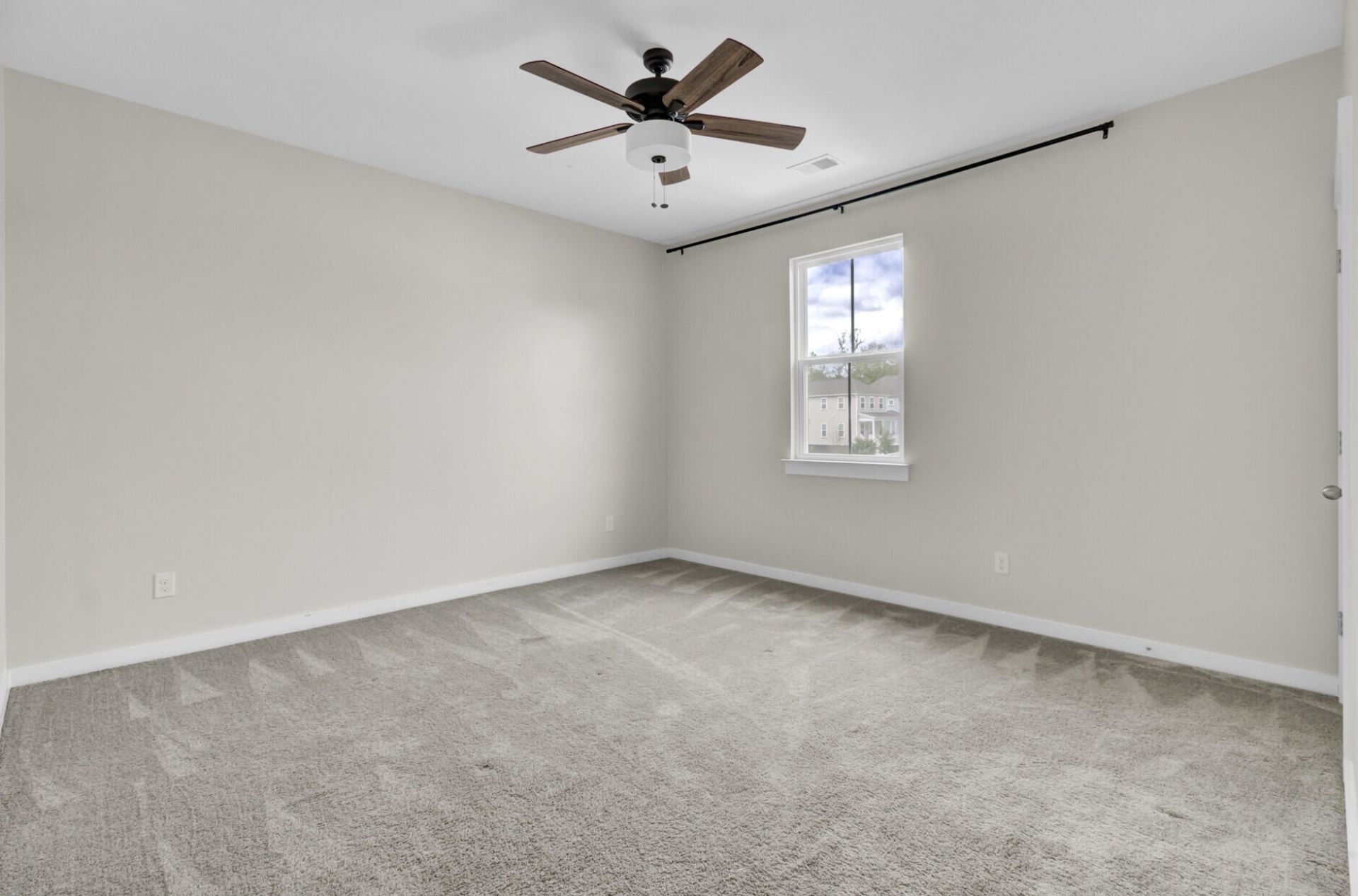 5001 Conestoga Drive Photo 24