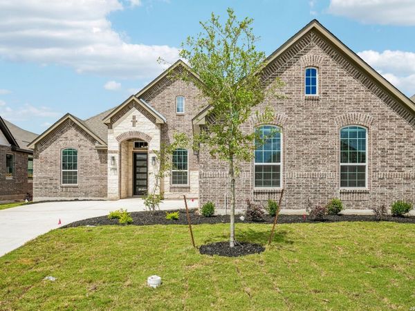 3716 Moru Oak Drive, Seguin, TX 78155