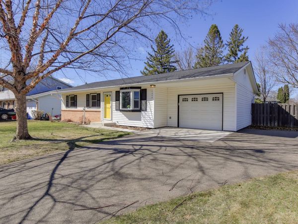 1326 16th Street W, Hastings, MN 55033