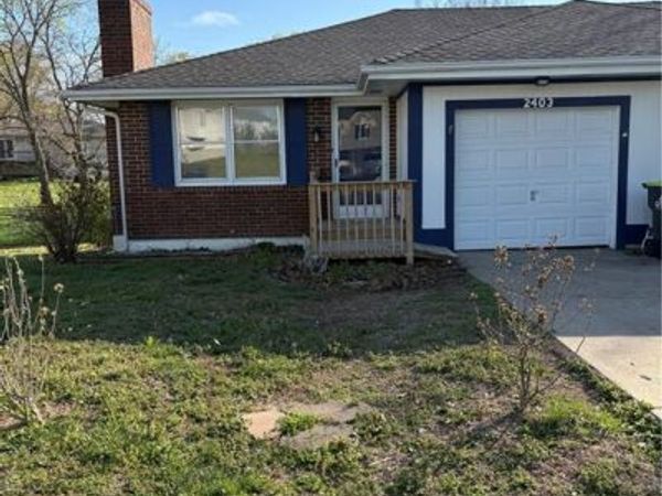 2403 Pearson Circle, Harrisonville, MO 64701