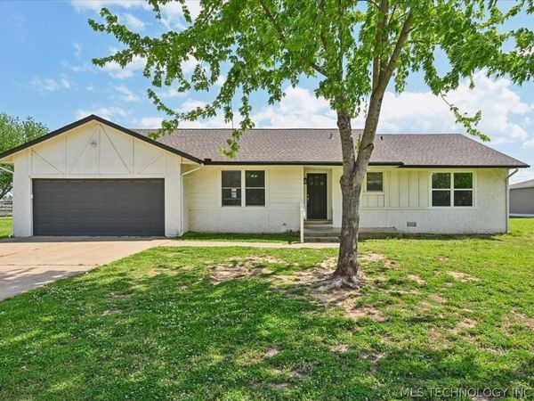12301 S 88th East Avenue , Bixby, OK 74008