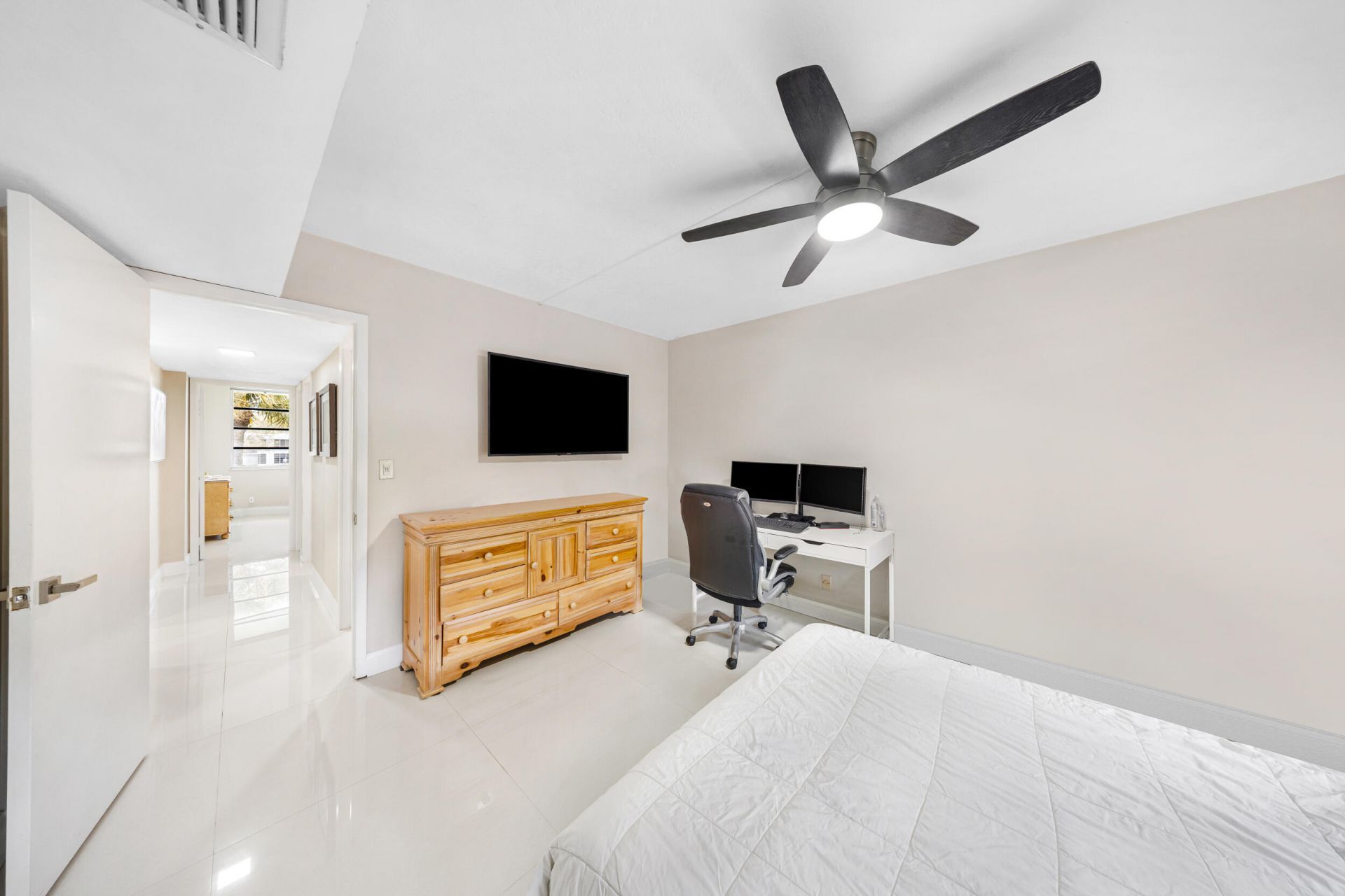 4261 W Palm Aire Drive, Unit 204, Pompano Beach, FL 33069 Photo