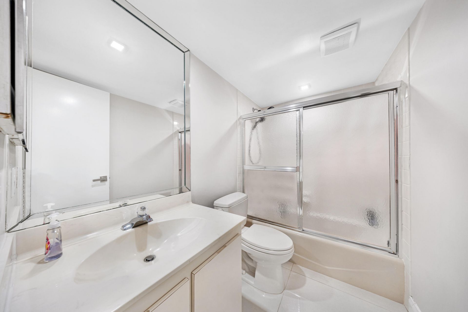 4261 W Palm Aire Drive, Unit 204, Pompano Beach, FL 33069 Photo