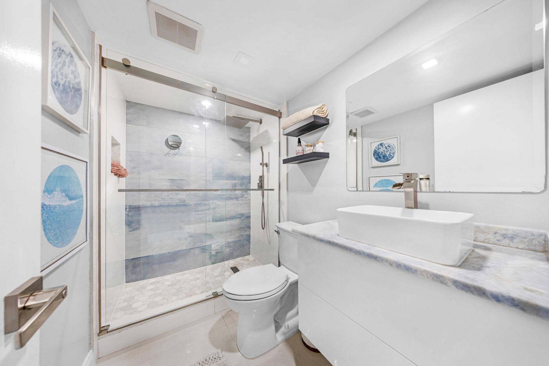 4261 W Palm Aire Drive, Unit 204, Pompano Beach, FL 33069 Photo