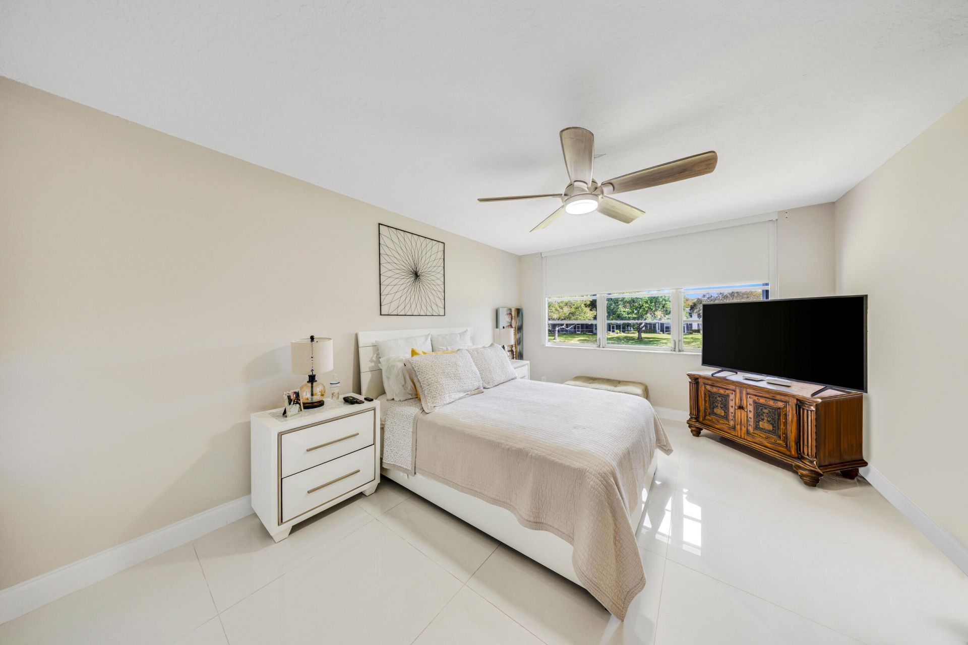 4261 W Palm Aire Drive, Unit 204, Pompano Beach, FL 33069 Photo