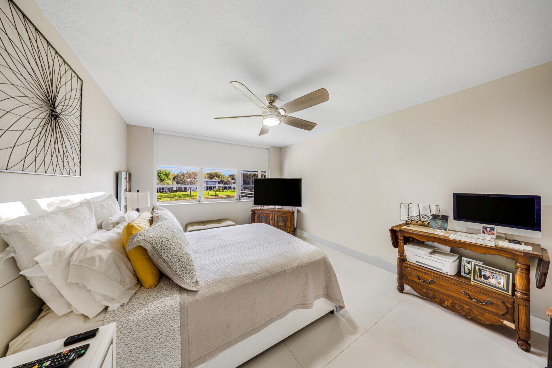 4261 W Palm Aire Drive, Unit 204, Pompano Beach, FL 33069 Photo