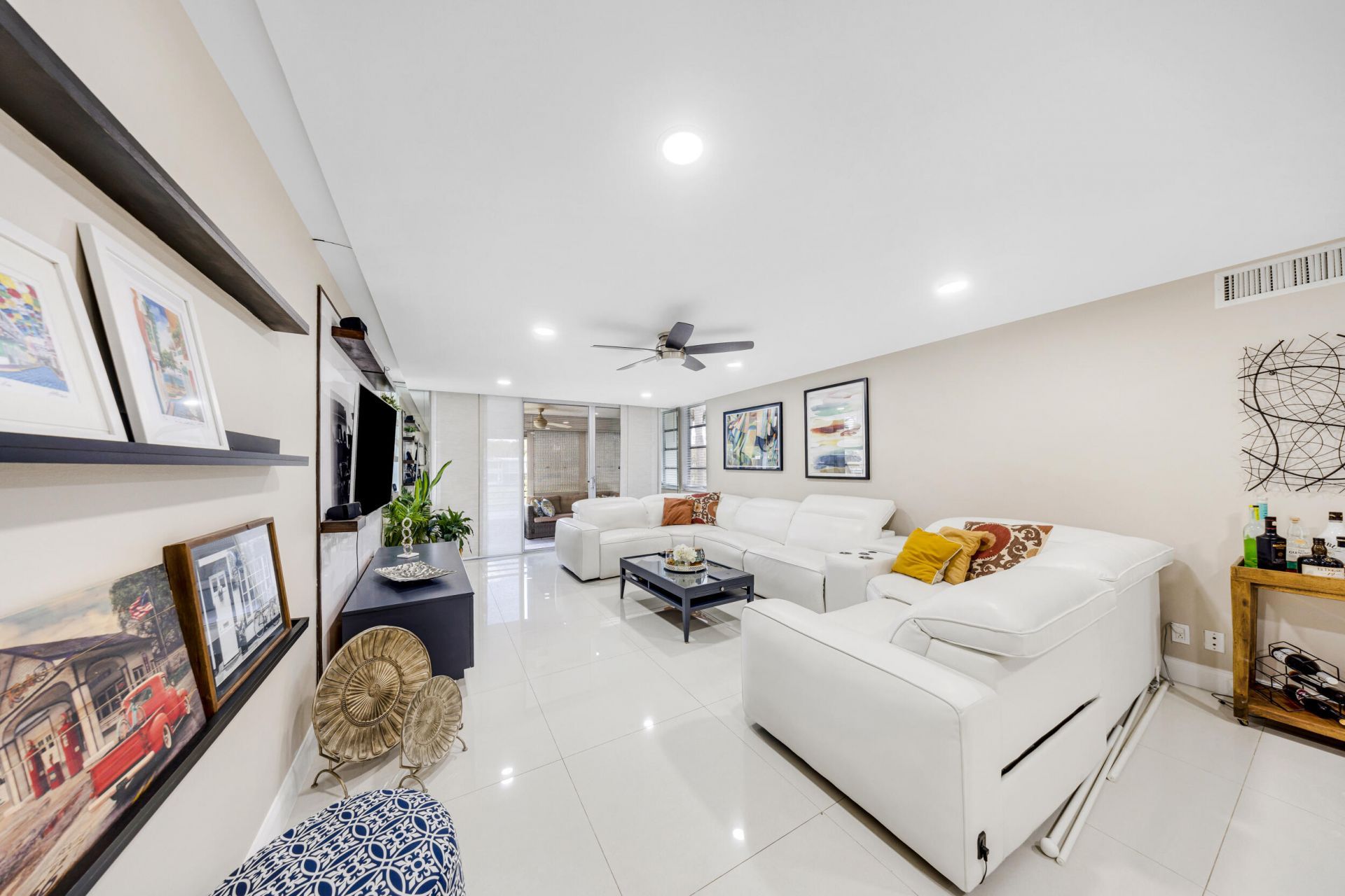 4261 W Palm Aire Drive, Unit 204, Pompano Beach, FL 33069 Photo