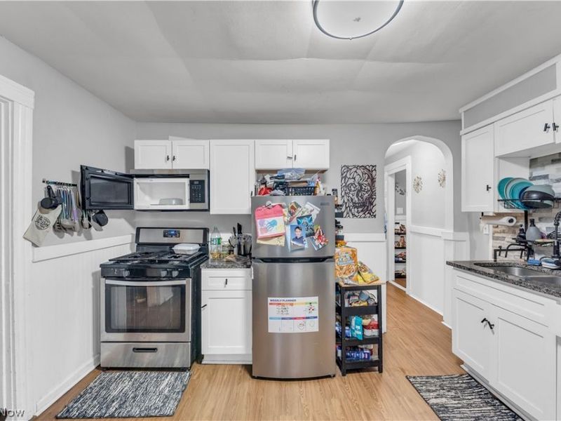 3047 W 105th Street, Cleveland, OH 44111 Photo 10