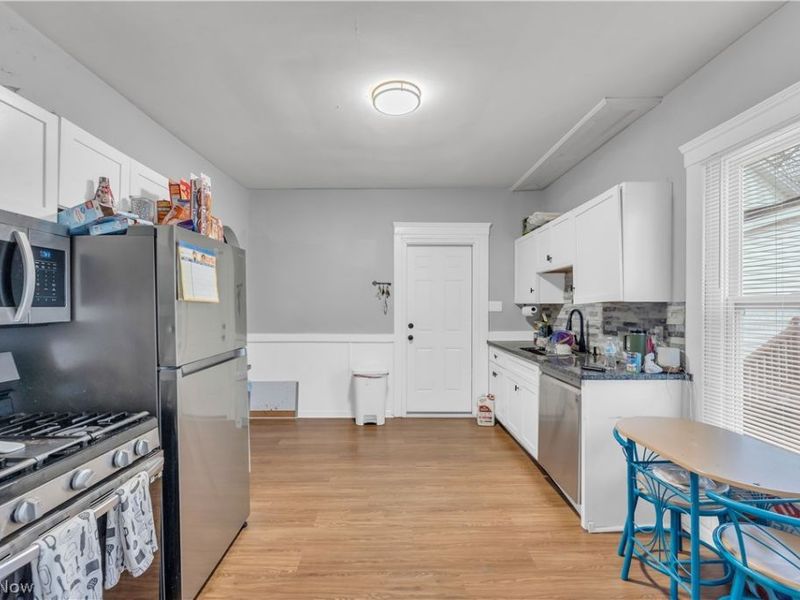 3047 W 105th Street, Cleveland, OH 44111 Photo 12