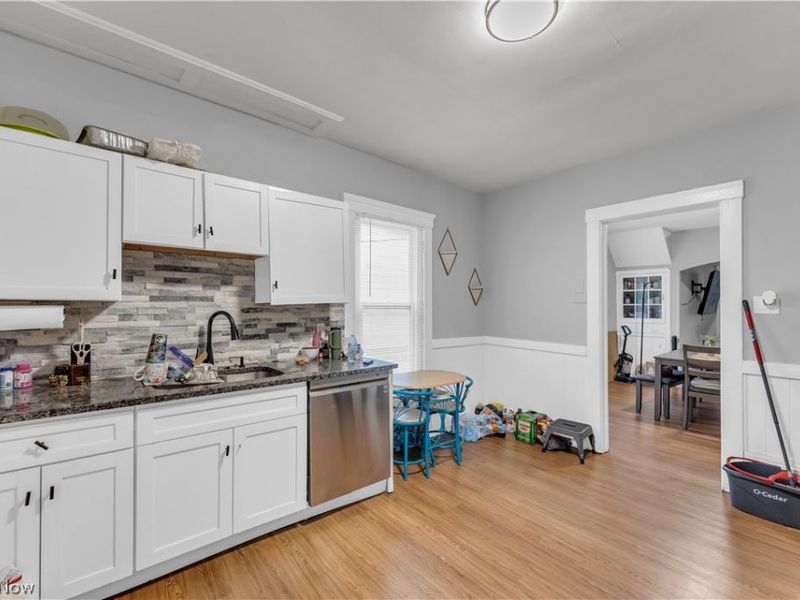 3047 W 105th Street, Cleveland, OH 44111 Photo 14