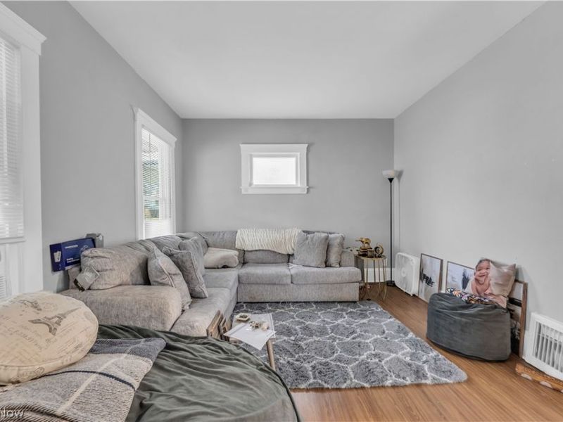 3047 W 105th Street, Cleveland, OH 44111 Photo 3