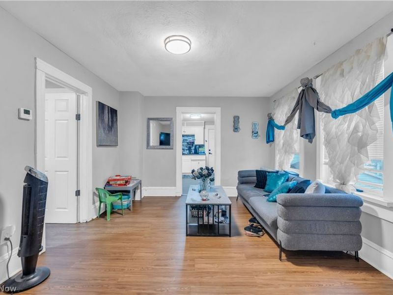 3047 W 105th Street, Cleveland, OH 44111 Photo 7