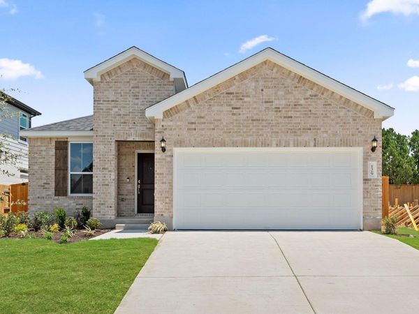 129 Adlai Ave, Georgetown, TX 78633
