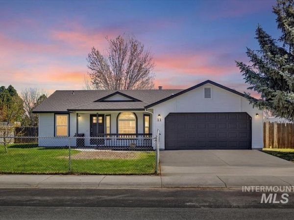 11 Marjorie Ave, Middleton, ID 83644