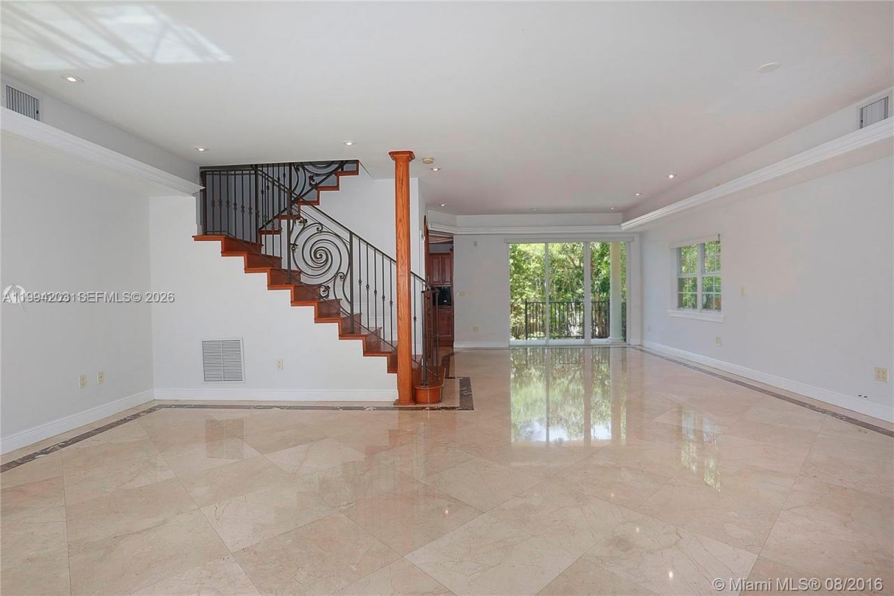 592 Fernwood Rd, Unit B, Key Biscayne, FL 33149 Photo