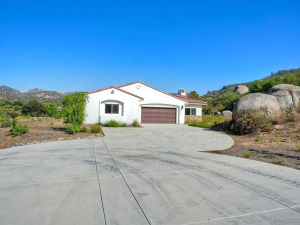 12649 Via Vigneto, Lakeside, CA 92040