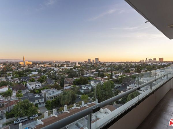 10660 Wilshire Boulevard, Unit 1207, Los Angeles, CA 90024